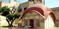 Srngaravata e Templo de Sri Radha Damodara